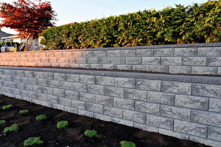 Step-by-Step: Building a Concrete Retaining Wall